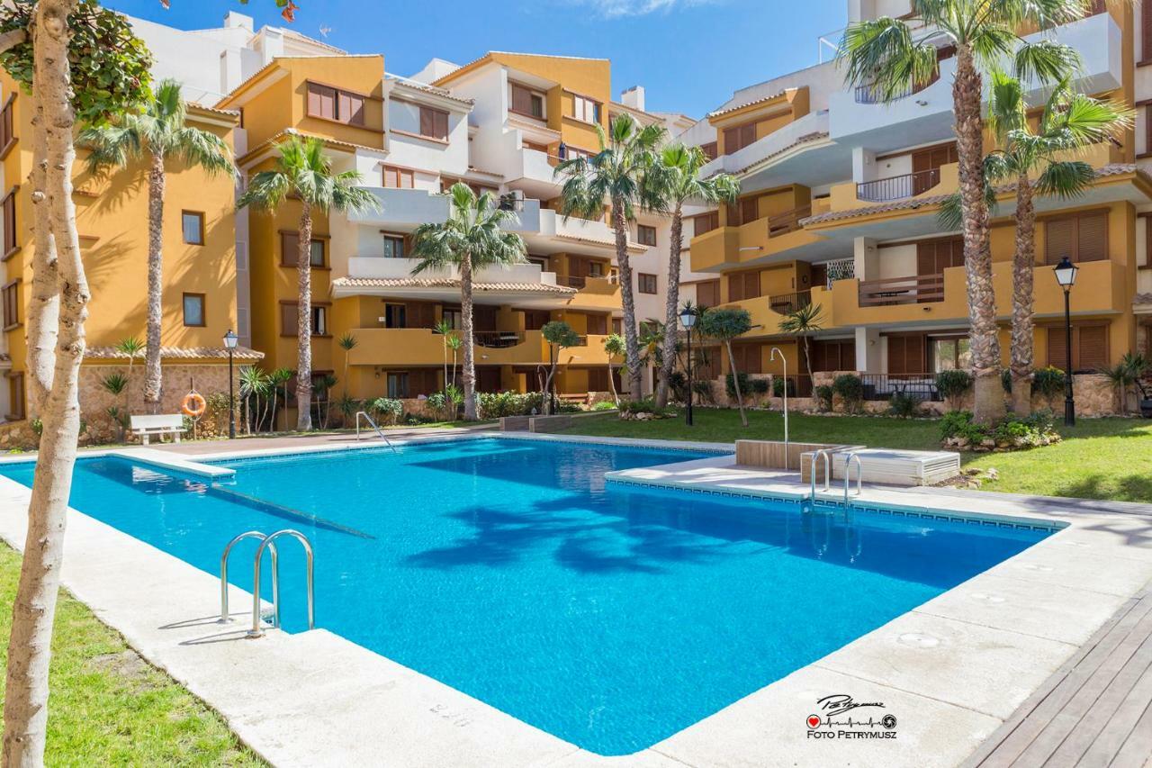 Apartamento "Blue" Muy Cerca Del Mar تورّيفيِخا المظهر الخارجي الصورة
